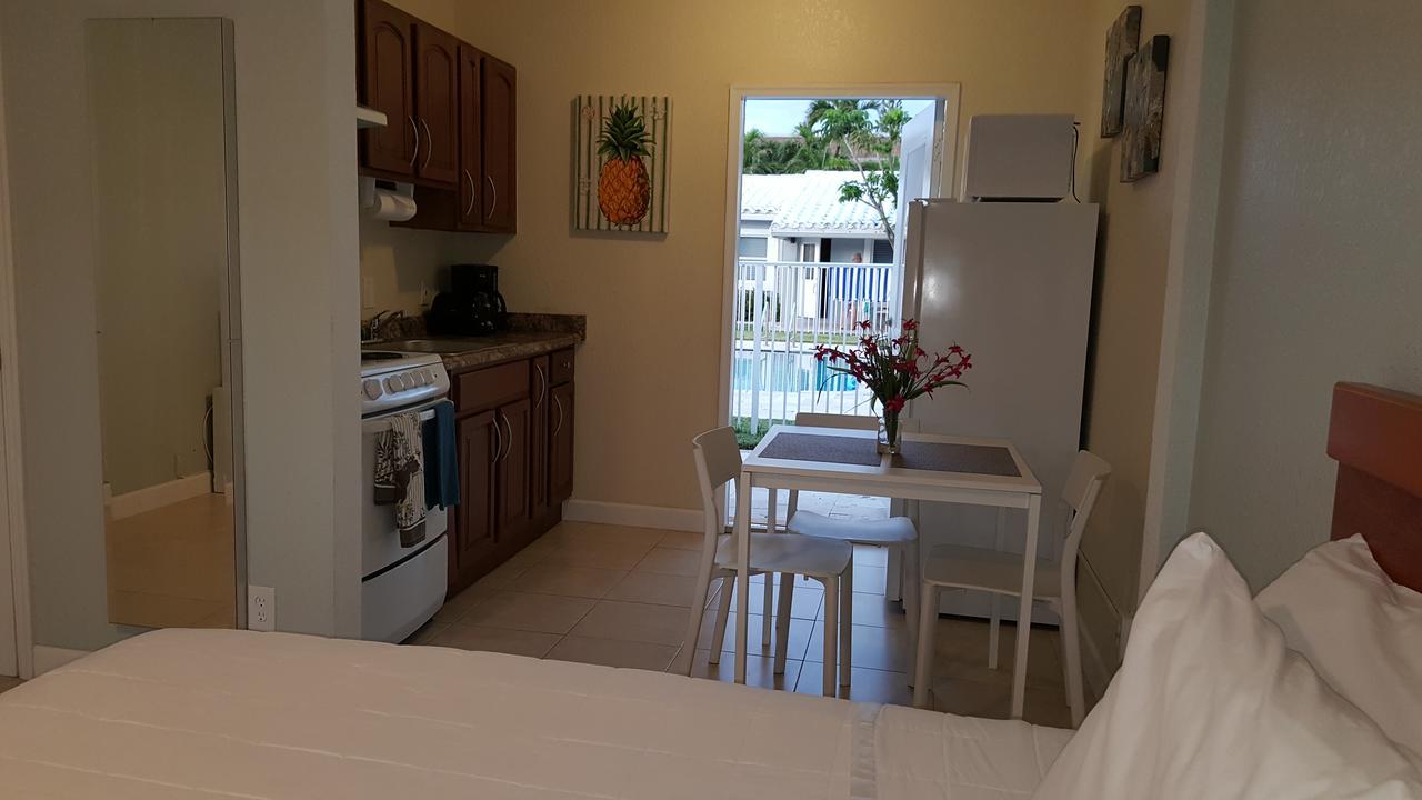 Lauderdale-by-the-Sea Coral Key Inn מראה חיצוני תמונה