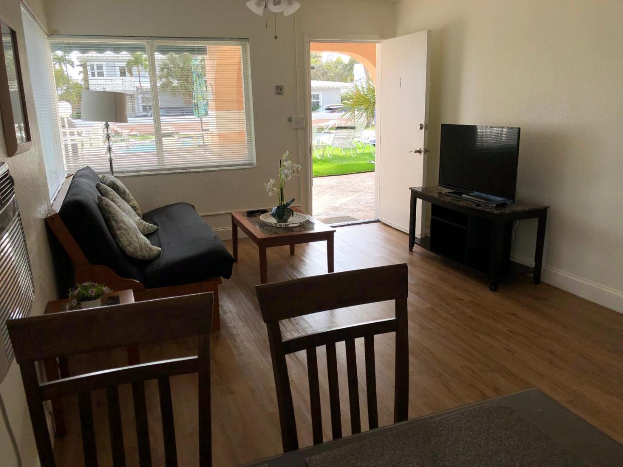 Lauderdale-by-the-Sea Coral Key Inn מראה חיצוני תמונה