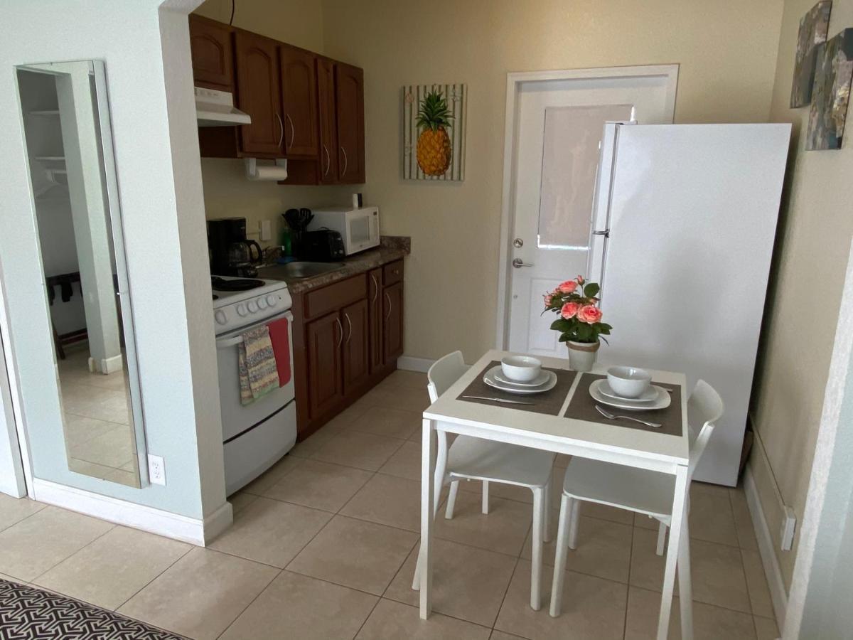 Lauderdale-by-the-Sea Coral Key Inn מראה חיצוני תמונה
