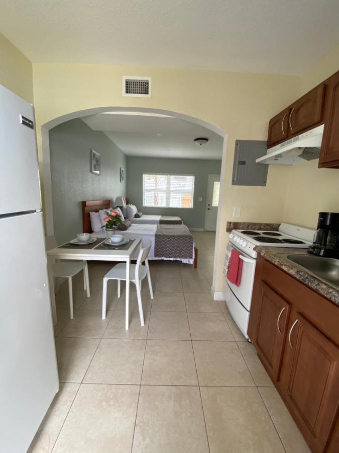 Lauderdale-by-the-Sea Coral Key Inn מראה חיצוני תמונה